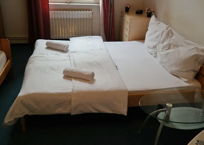 Club Hotel 3*